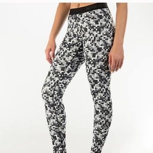 Nike Pro Hyperwarm Glitch Print Tights
